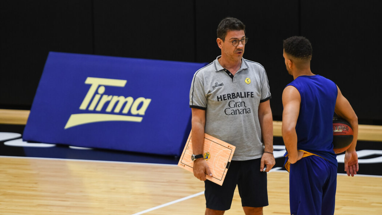  RS263601_Firmar ACB Photo - JM Casares-9-2-scr