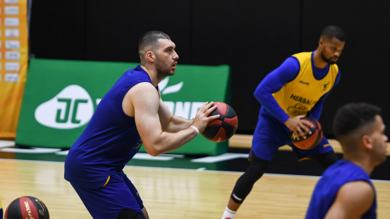  RS263619_Firmar ACB Photo - JM Casares-3-2-scr