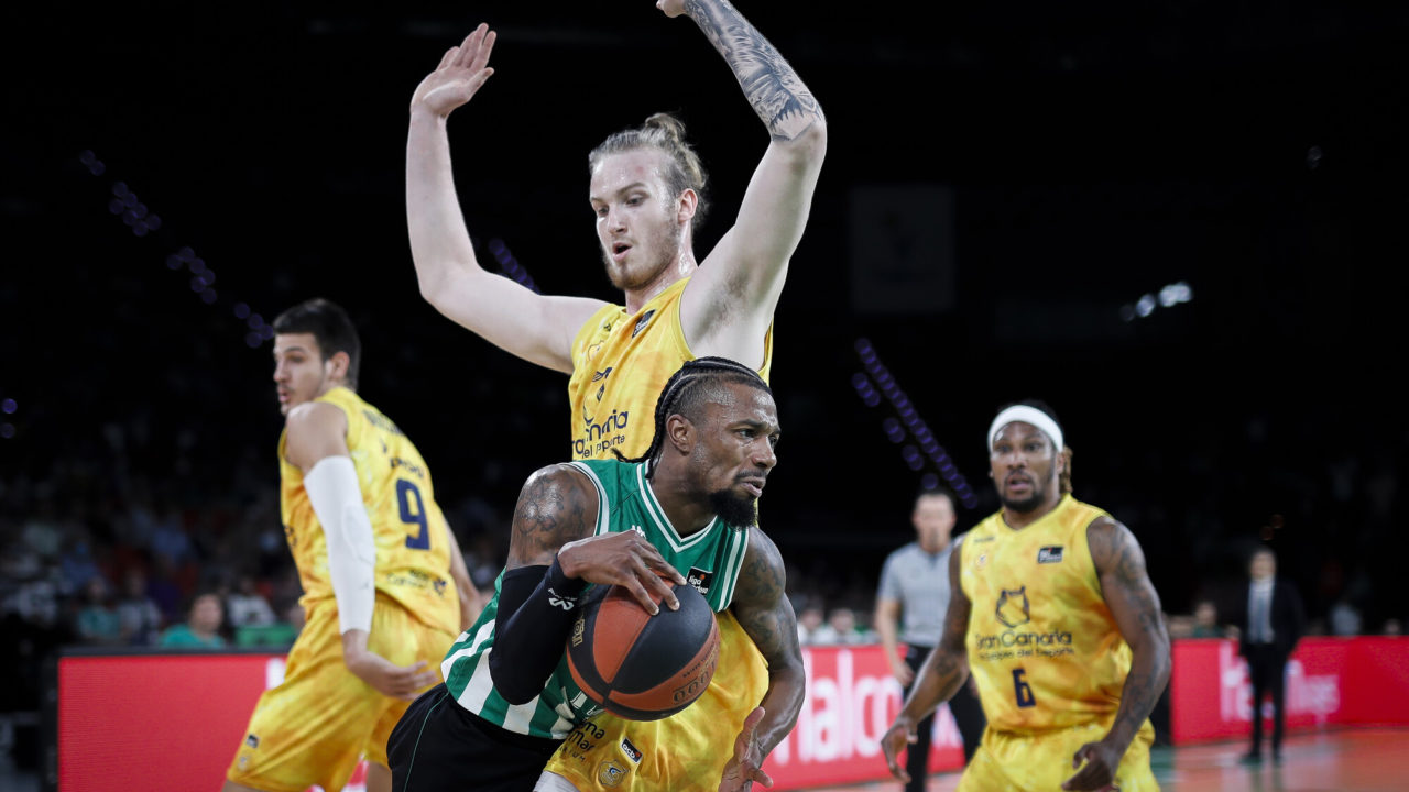  RS453656_Coosur Betis - Gran Canaria - Fernando Ruso - 34484-lpr