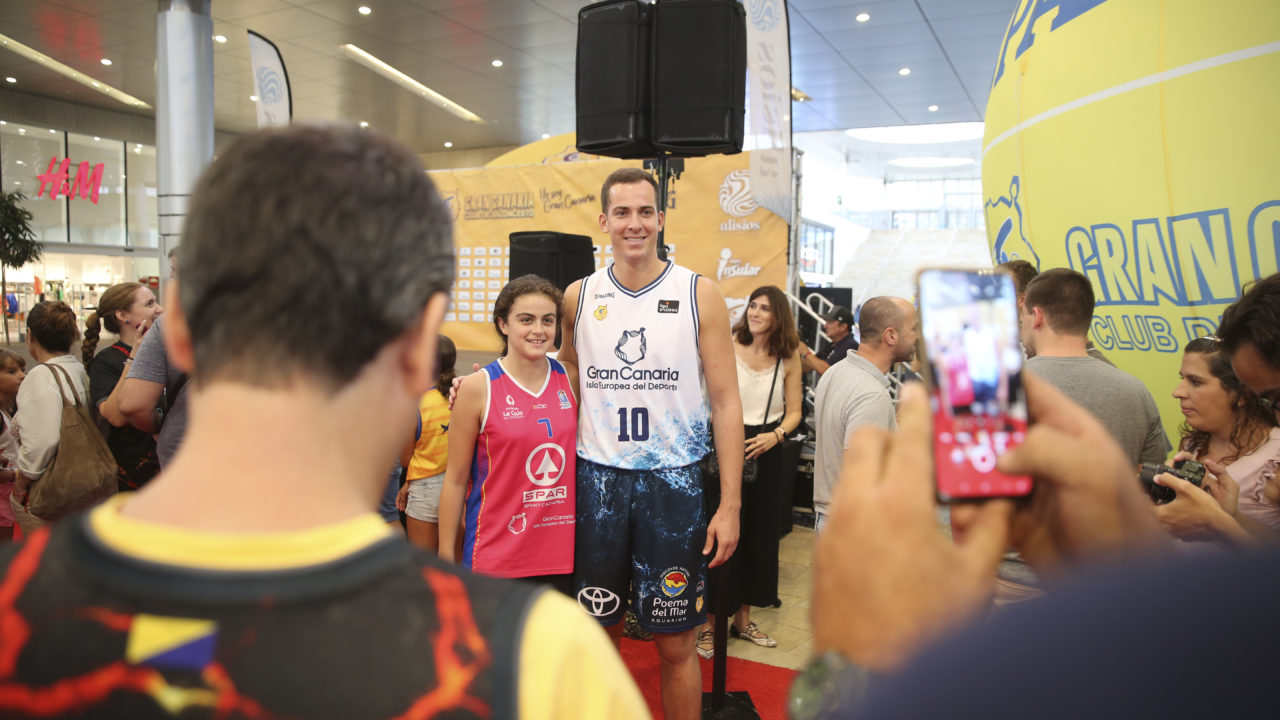  230822_PRESENTACION EQUIPACIONES_120