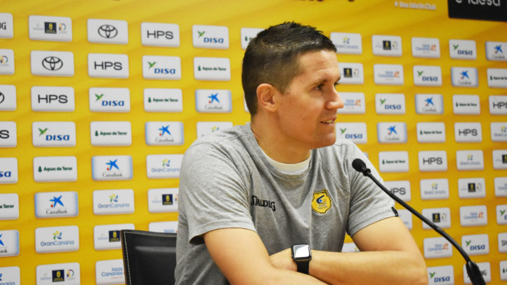 Jaka Lakovic durante una rueda de prensa del Club Baloncesto Gran Canaria.