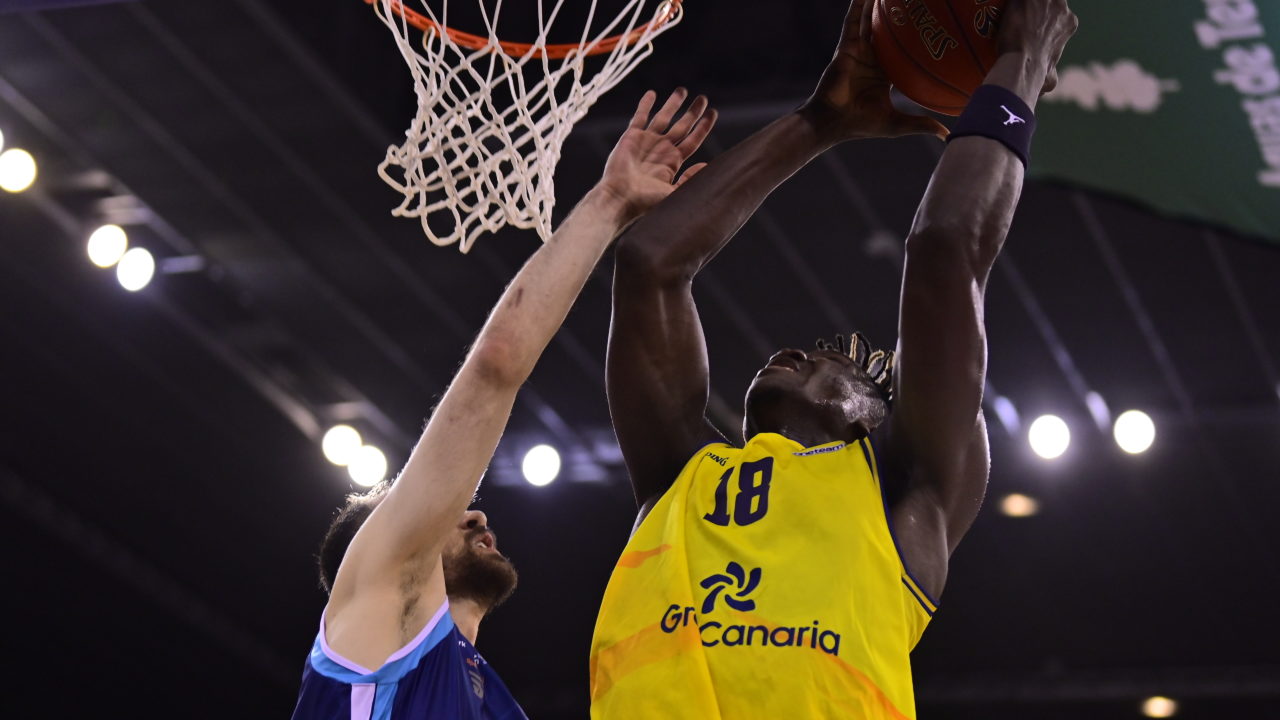  _FRJ5834
