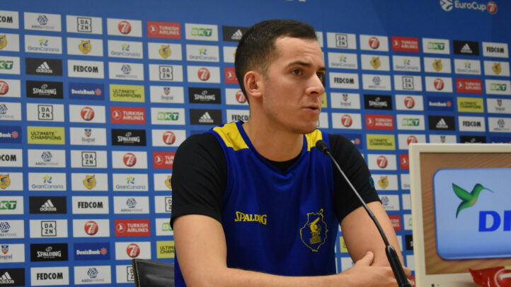 podemos ganar a cualquiera""",Jugador del Club Baloncesto Gran Canaria en conferencia de prensa.