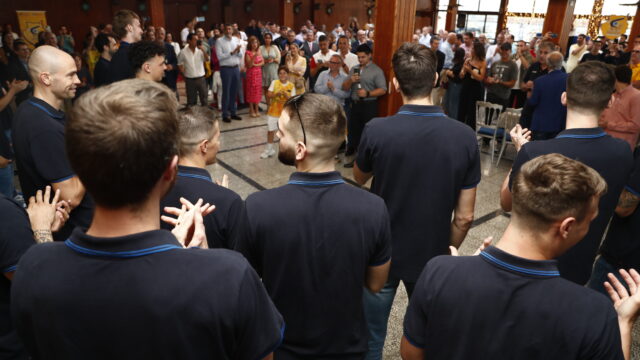 Celebración en el Real Club Náutico de Gran Canaria por el título de EuroCup.