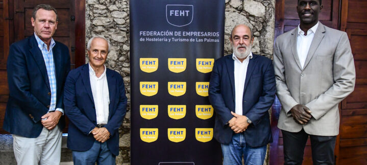 Reunión entre representantes del Club Baloncesto Gran Canaria y la FEHT.