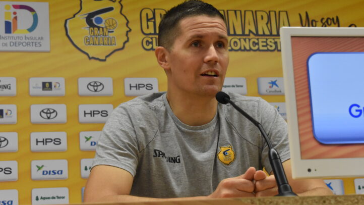 Jaka Lakovic en una rueda de prensa del Club Baloncesto Gran Canaria.