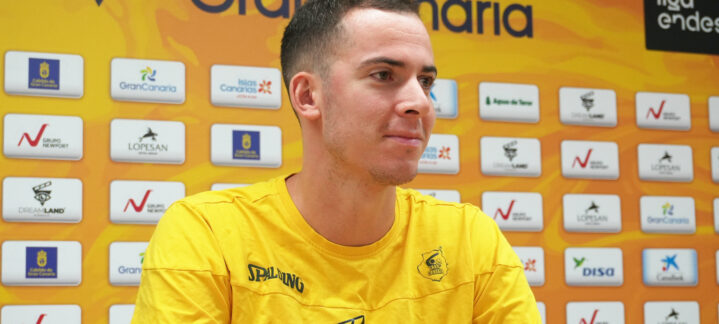 se han reforzado muy bien""",Jugador del Club Baloncesto Gran Canaria durante una rueda de prensa.