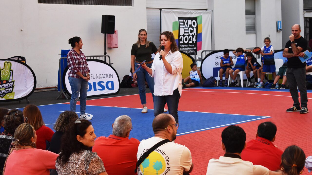  Expodeca CBGC10