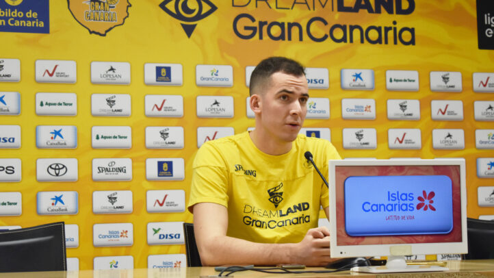 Miquel Salvó hablando en una rueda de prensa del Club Baloncesto Gran Canaria.