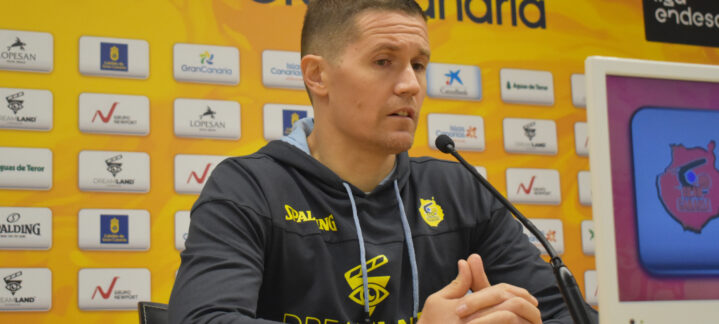 Entrenador del Gran Canaria en rueda de prensa previa al partido contra el Real Madrid.