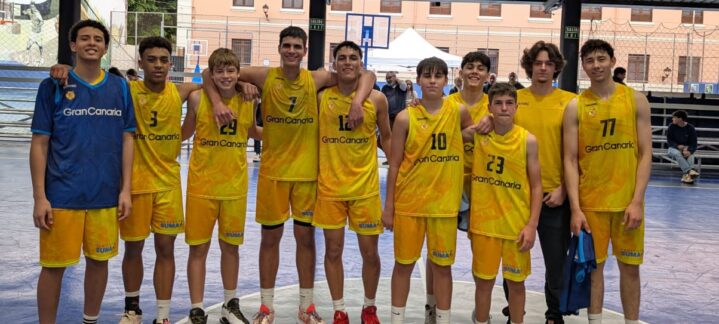 Jugadores del Club Baloncesto Gran Canaria en una jornada de formación y entrenamiento.