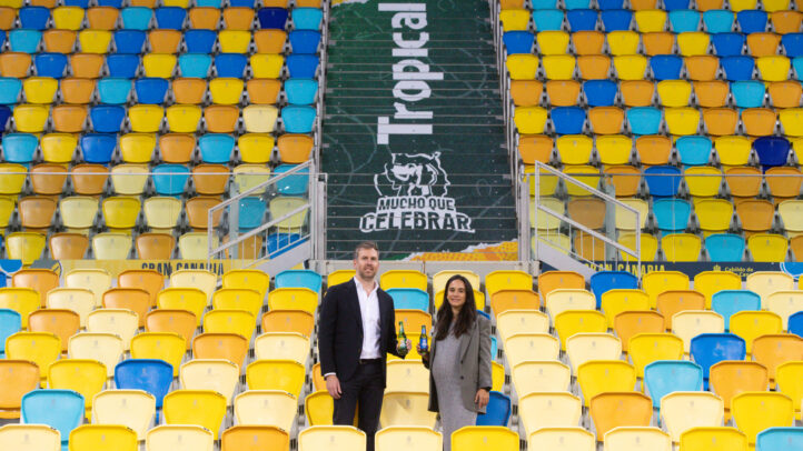 Presentación del patrocinio de Tropical al Club Baloncesto Gran Canaria en el estadio.