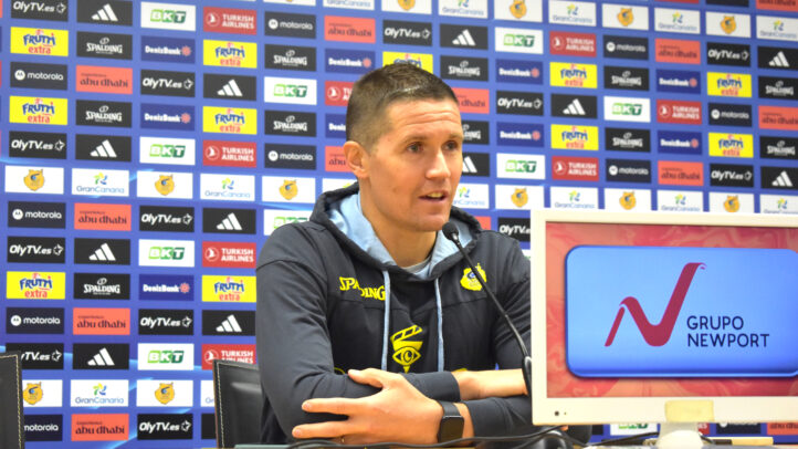 posesión a posesión y focalizados en las pequeñas cosas""",Jaka Lakovic en una conferencia de prensa del Club Baloncesto Gran Canaria.