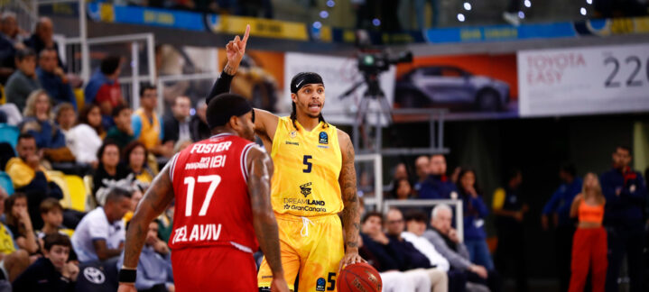 en diez claves",Jugador de baloncesto en acción durante un partido entre Gran Canaria y Hapoel Tel Aviv.