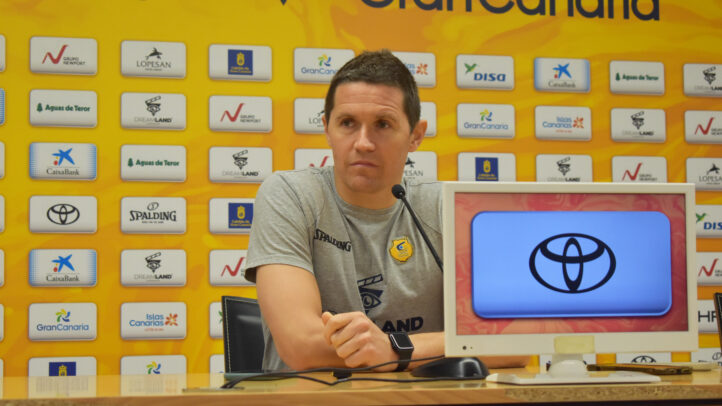 Jaka Lakovic en una rueda de prensa del Club Baloncesto Gran Canaria.