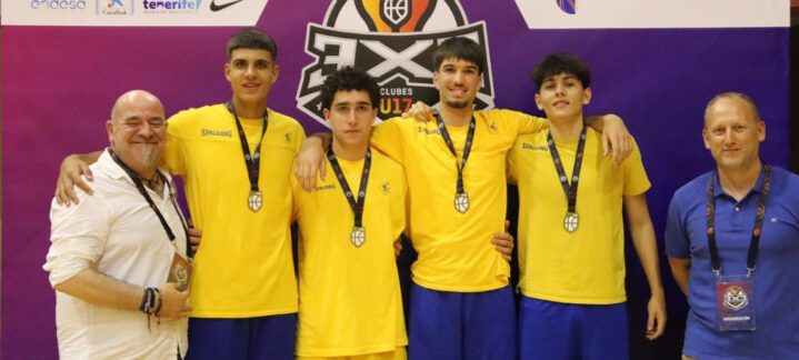 presente en el Campeonato de España U17 3x3",Jugadores del Club Baloncesto Gran Canaria posan con medallas en el Campeonato U17 3x3.