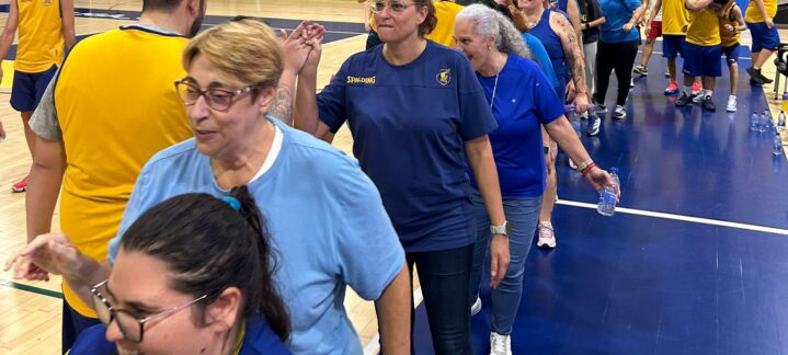 Participantes de “La Suma en familia” se divierten en el Pabellón Insular.