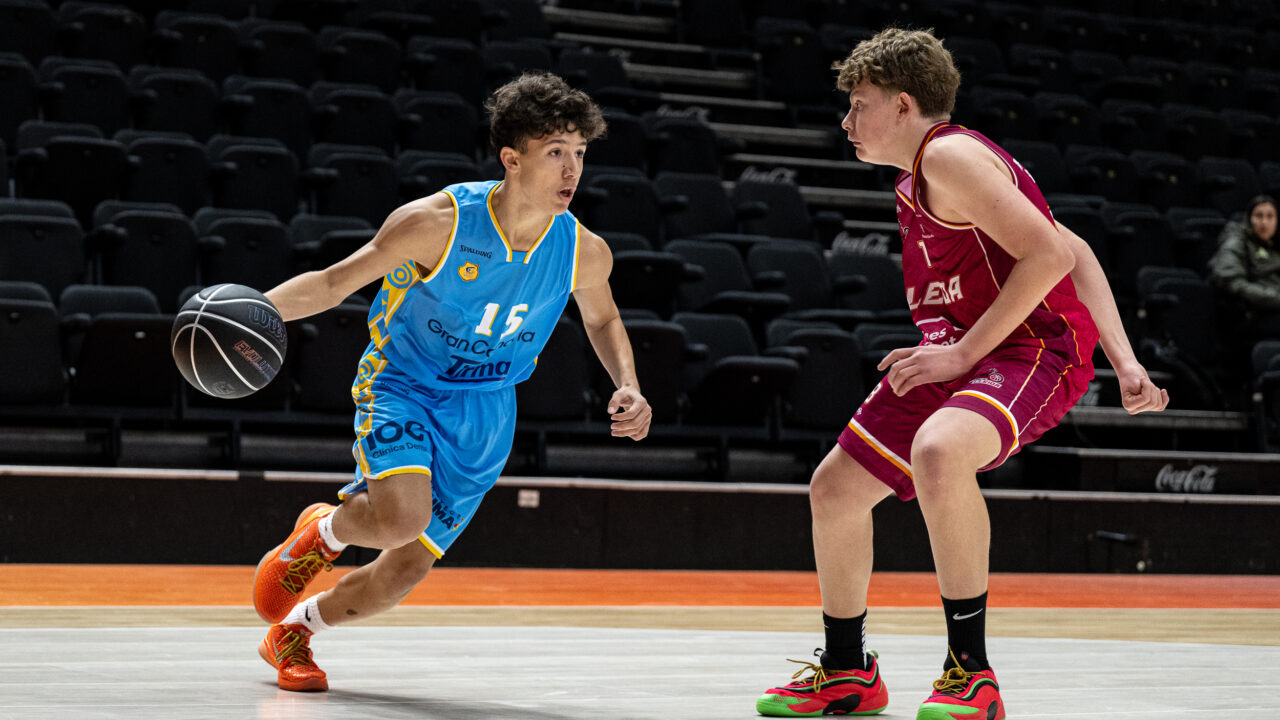 Un jugador del infantil de la Minicopa Endesa en la fase previa de noviembre de 2025