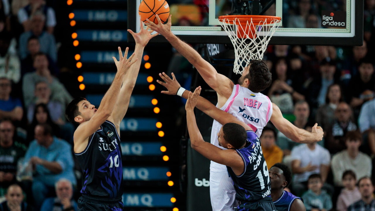 Foto del partido entre Dreamland Gran Canaria y Surne Bilbao