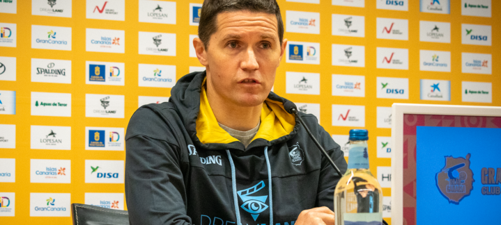 Jaka Lakovic en sala de prensa