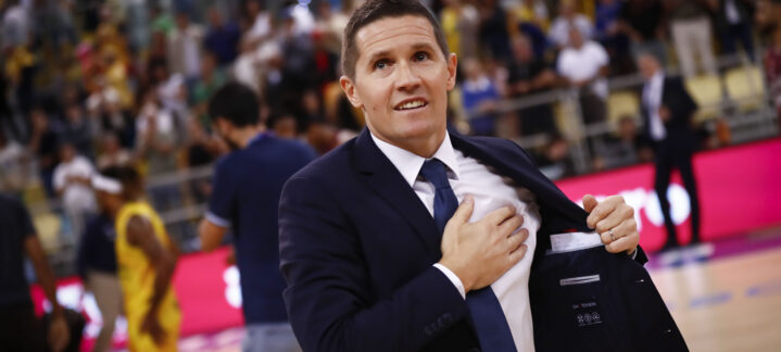 Jaka Lakovic, tras un triunfo.