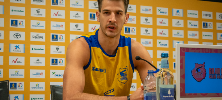 Imagen de Nico Brussino en la previa.