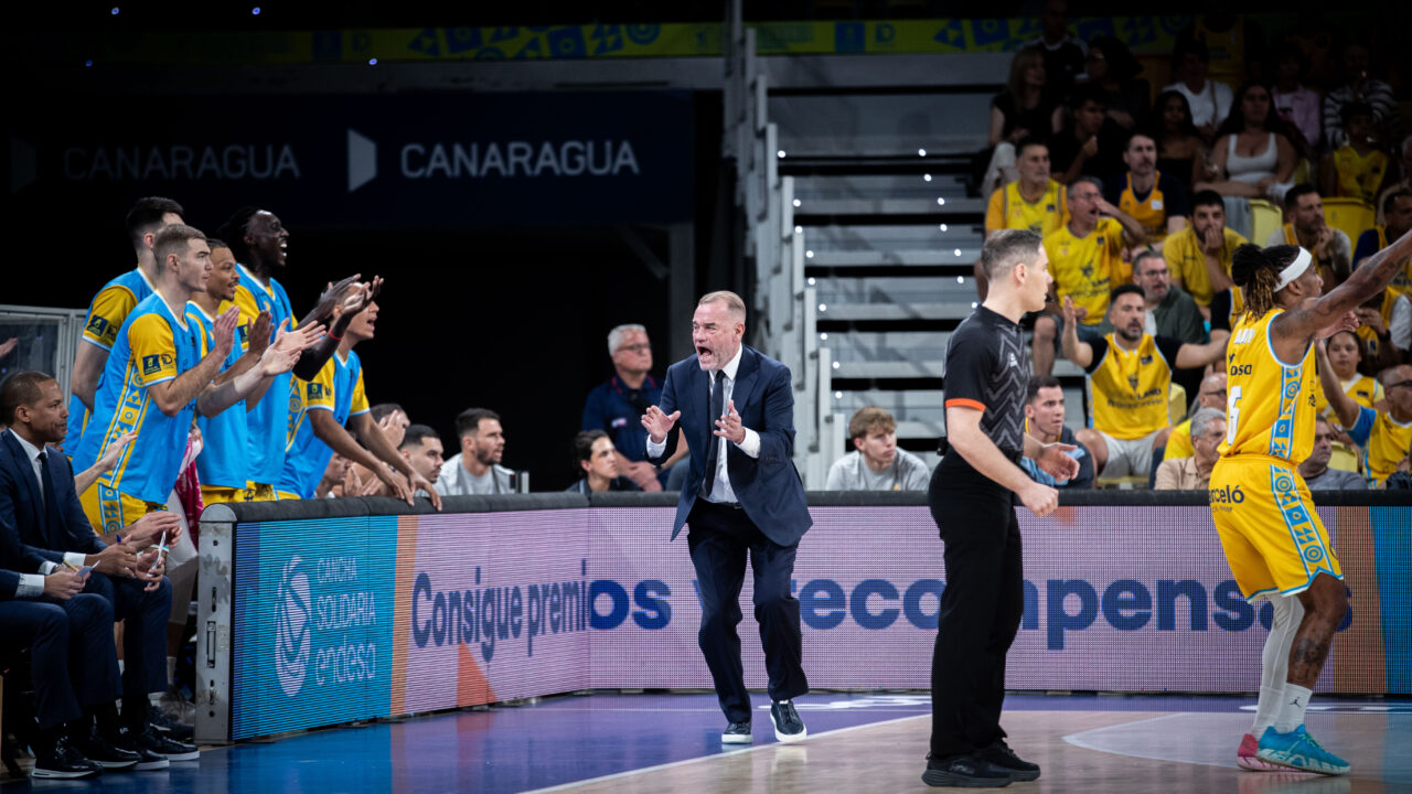 Imagen de Néstor García, técnico del Dreamland Gran Canaria.