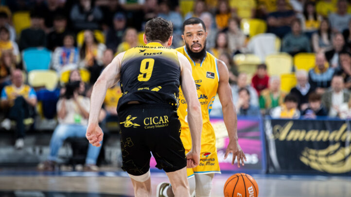 Brandon Jefferson ante Huertas