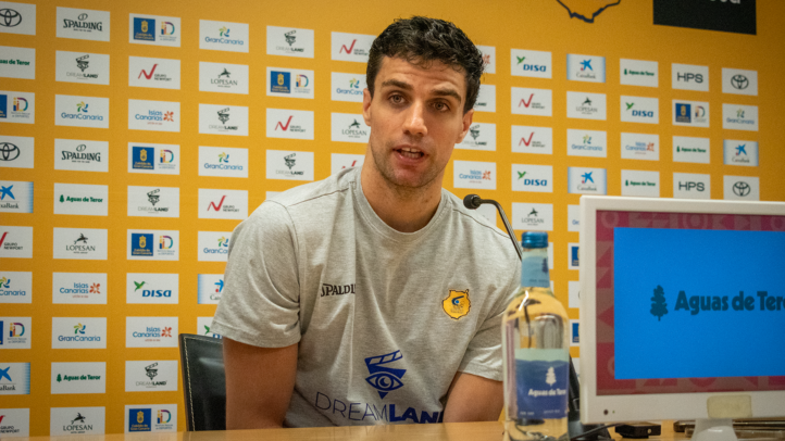 Carlos Alocén, en la previa del partido ante BAXI Manresa.