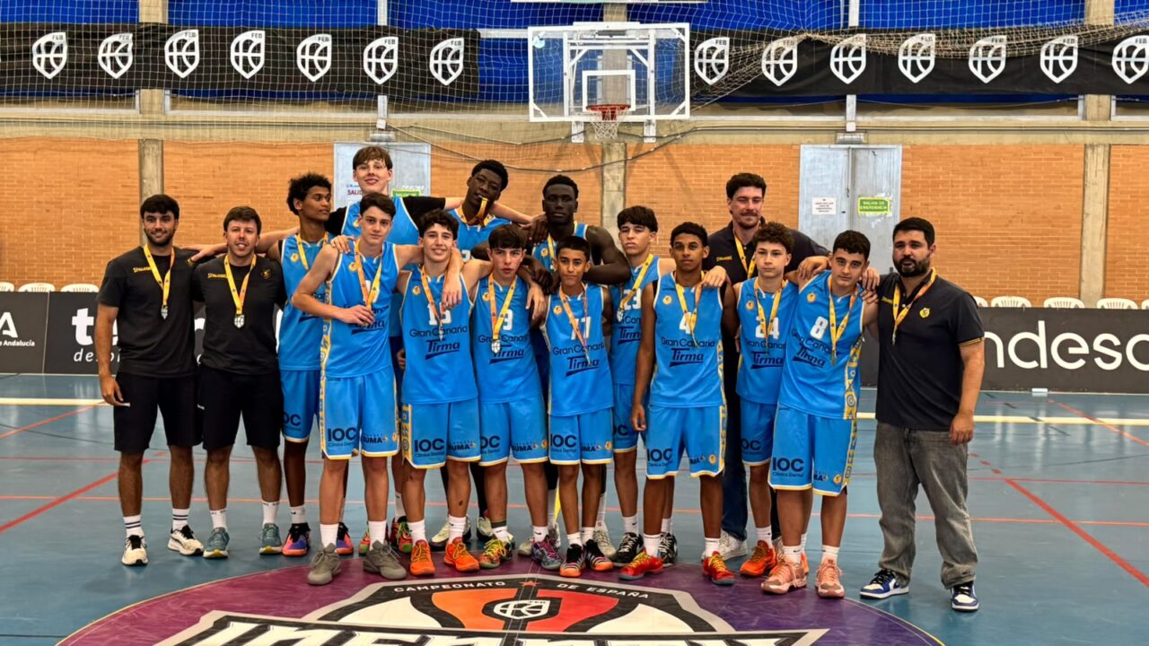 Equipo infantil masculino, quinto de España