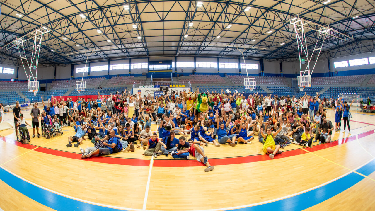 Foto de familia de la II Jornada Centros Educación Especial