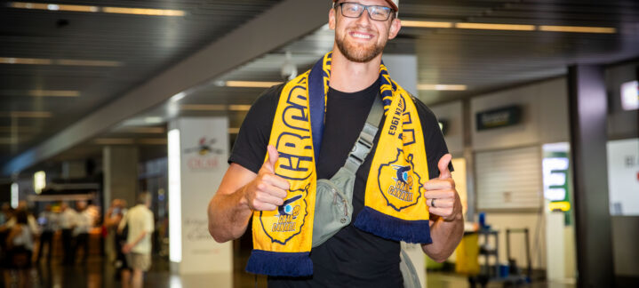 Luke Fischer, a su llegada a la isla