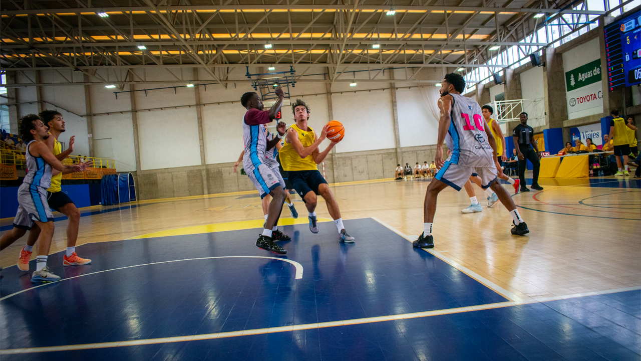 Partido amistoso del filial de Tercera FEB