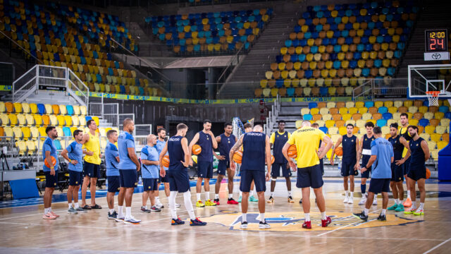 Imagen de equipo en el entrenamiento.