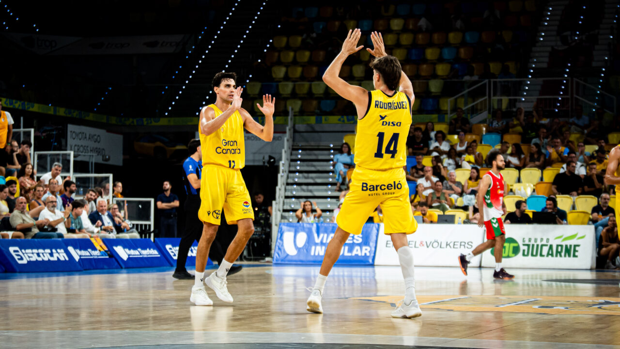 Foto de partido ante Insolac Caja 87