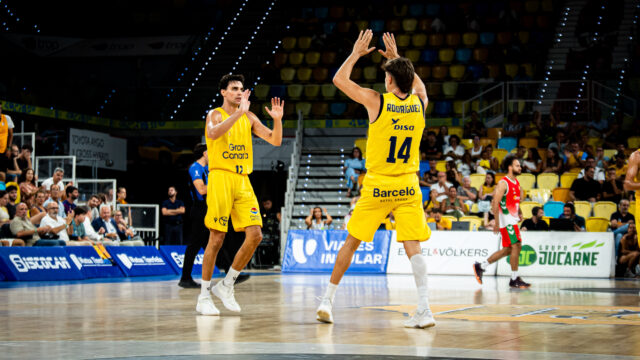 Foto de partido ante Insolac Caja 87