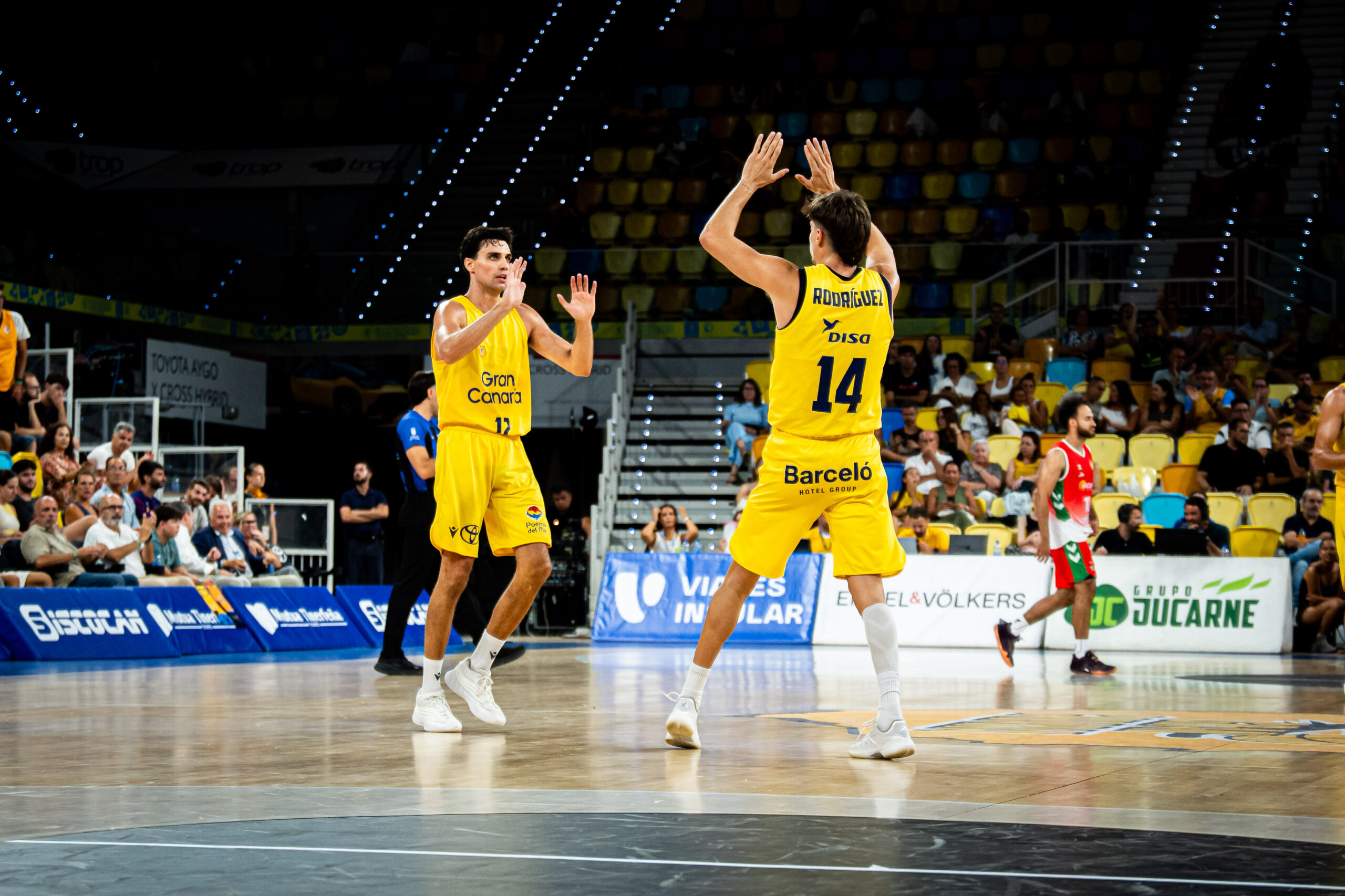 Foto de partido ante Insolac Caja 87
