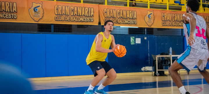 Imagen de cantera. Partido del Tercera FEB.
