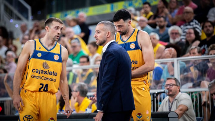 Imagen del partido entre Cajasiete Gran Canaria y Alimerka Oviedo