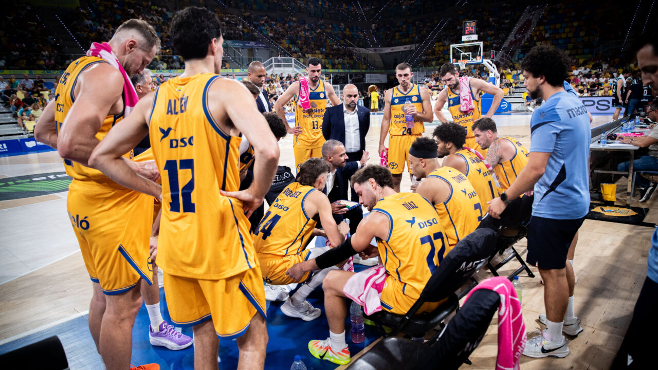 Imagen del partido entre Cajasiete Gran Canaria y Alimerka Oviedo